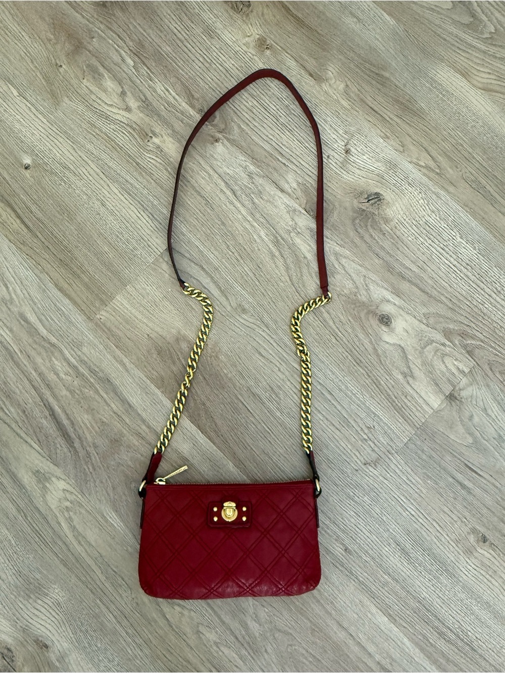 Marc Jacobs Quilted Lambskin Chain Crossbody – Red